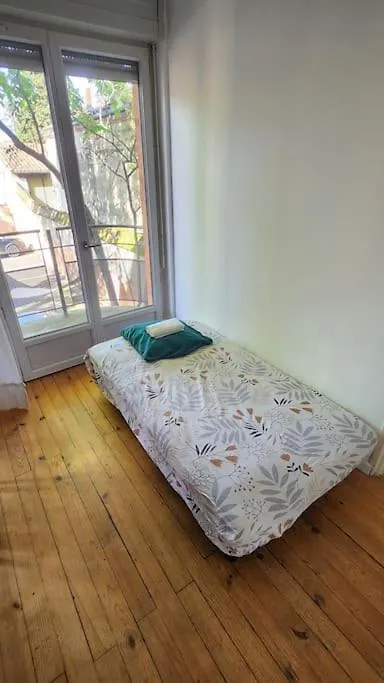 Petit Confort - T3 Proche Commodites - Parking - Hypercentre Apartment Toulouse France